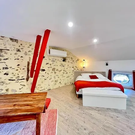 Ferienhaus La Grange De Lucien